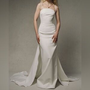 Sarah Seven ‘The Lovers’ Gown